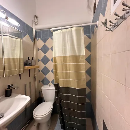 Le Rocher アパート *