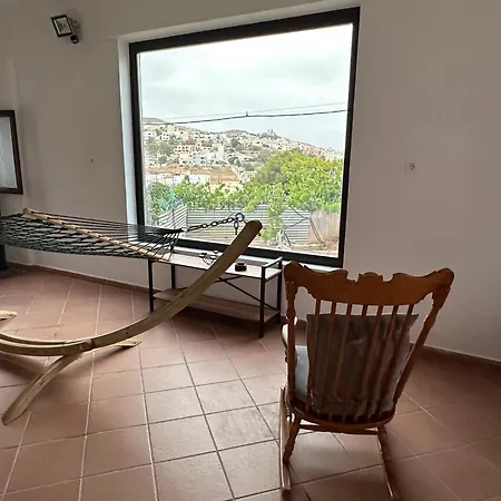 Le Rocher * Episkopion (Syros)