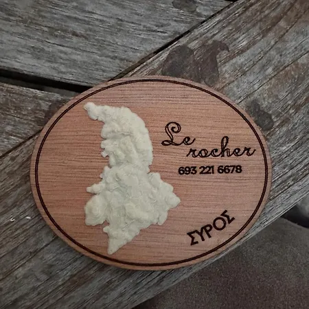 Le Rocher Episkopion (Syros)